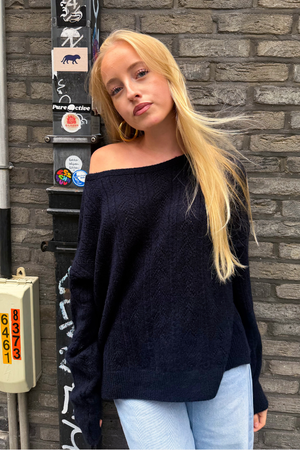 Lola off shoulder knit - navy