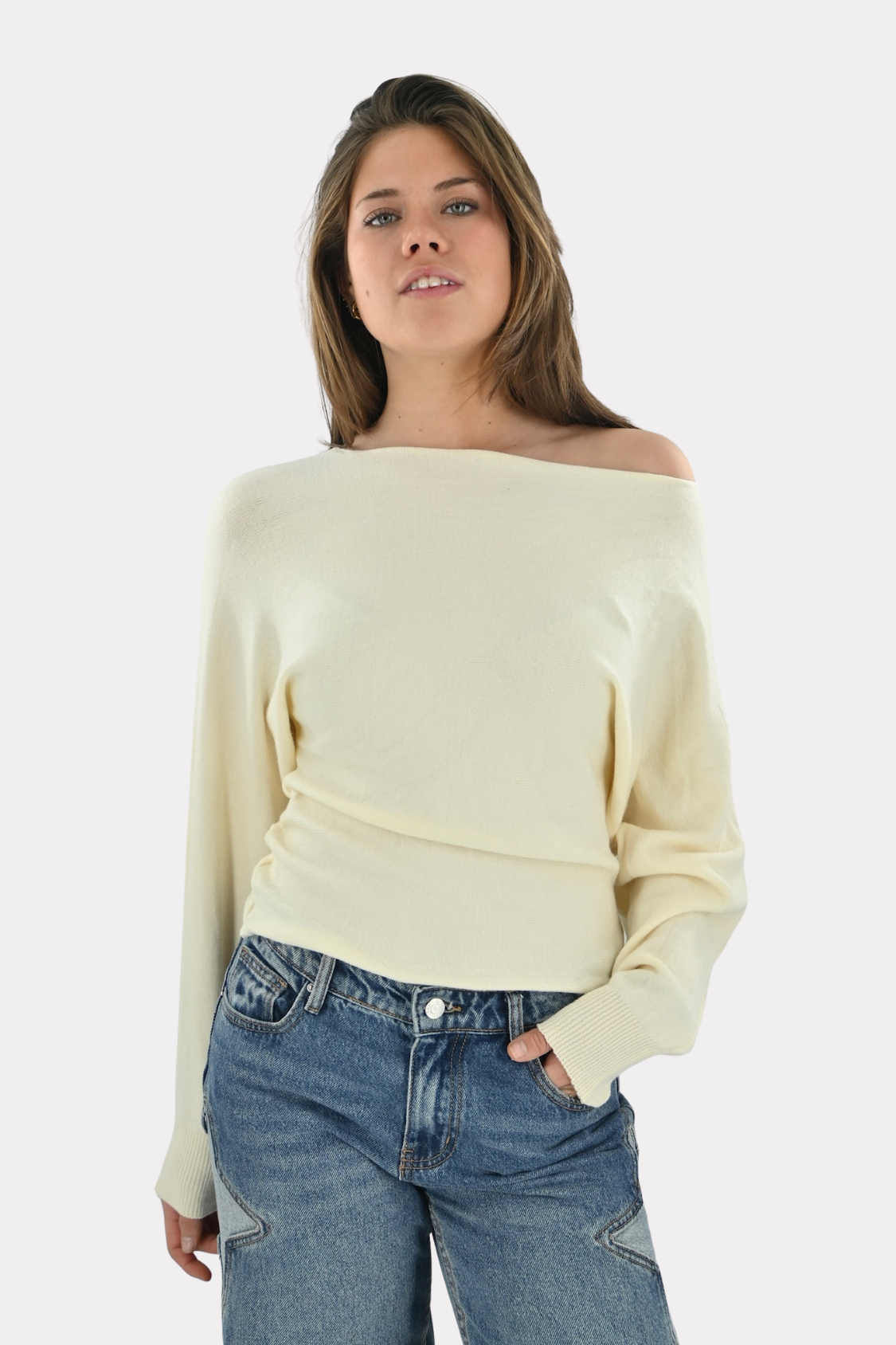 Menthe-off-shoulder-knit-creme-fashiontiger-3