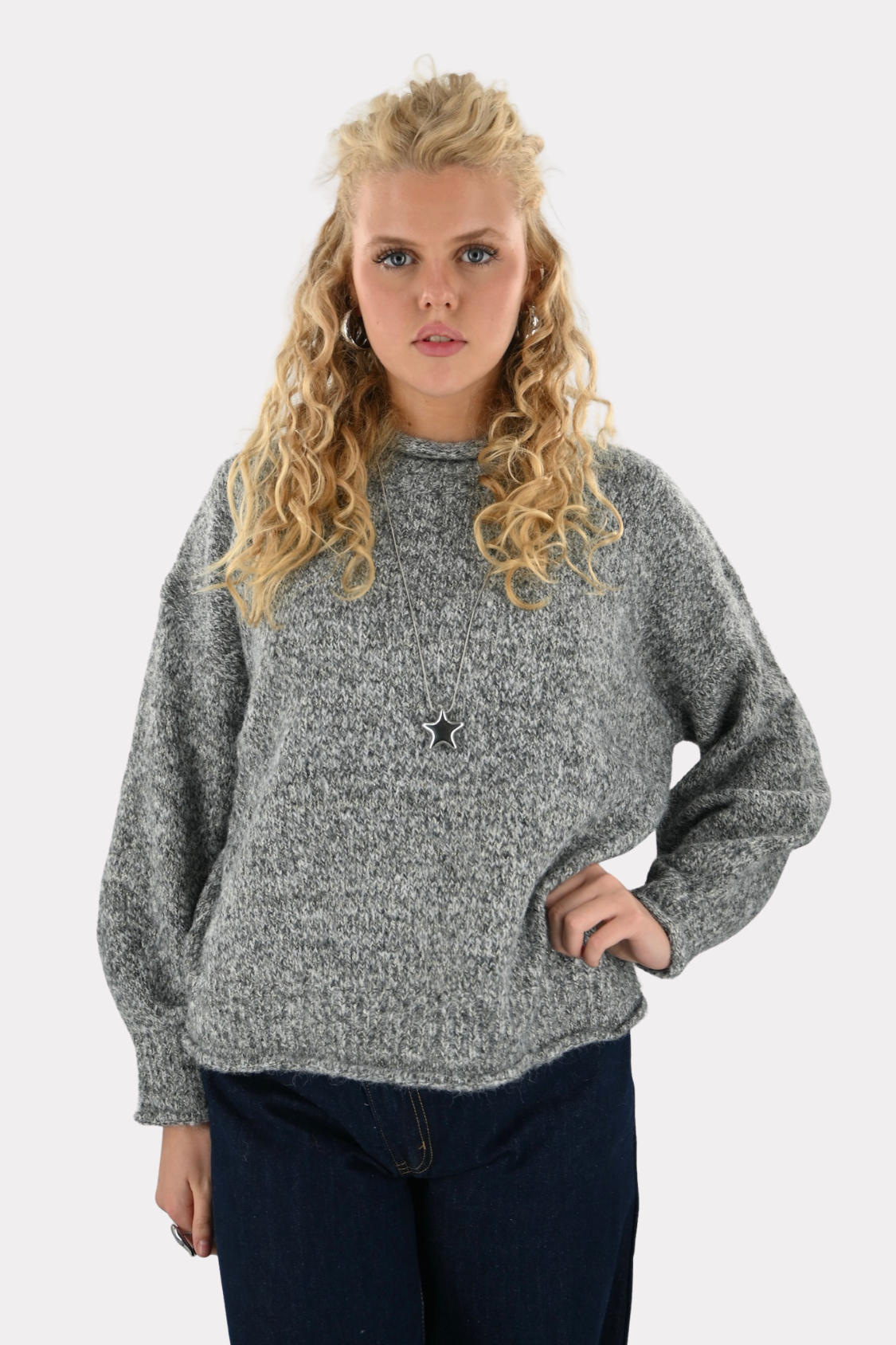 Daisy-knit-grey-fashiontiger-1