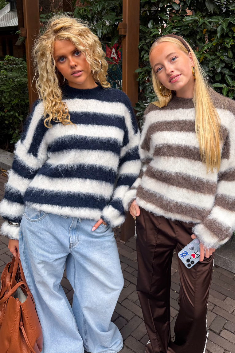 Molly knit - navy/white