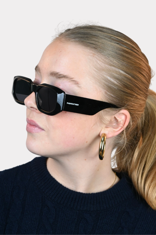 Statement sunglasses - black