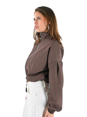 Vérification de veste d’automne - marron