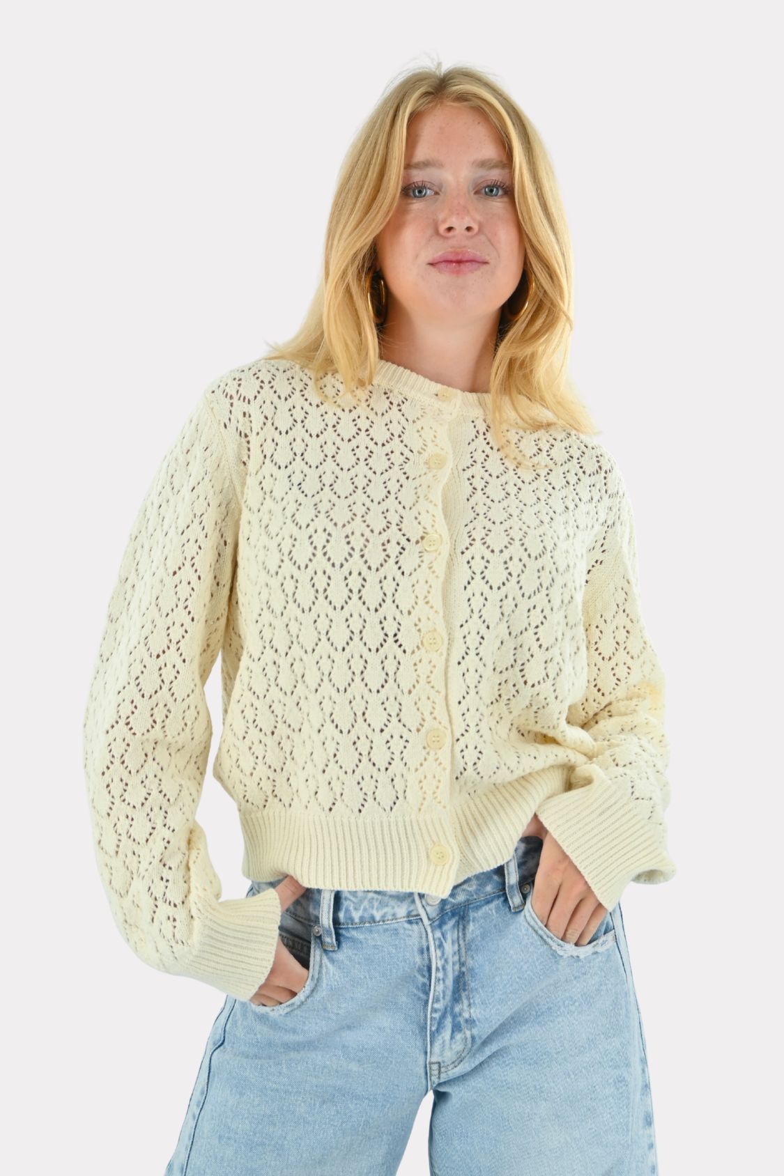[photo_size]Noor ist 1,69 m groß und trägt One Size. Normalerweise trägt sie Größe S/M.[photo_size]