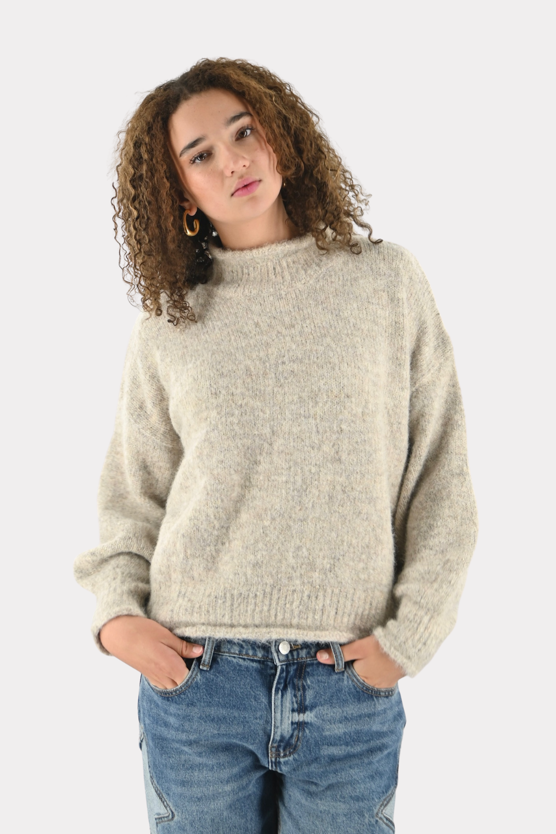 Daisy-knit-taupe-fashiontiger-3