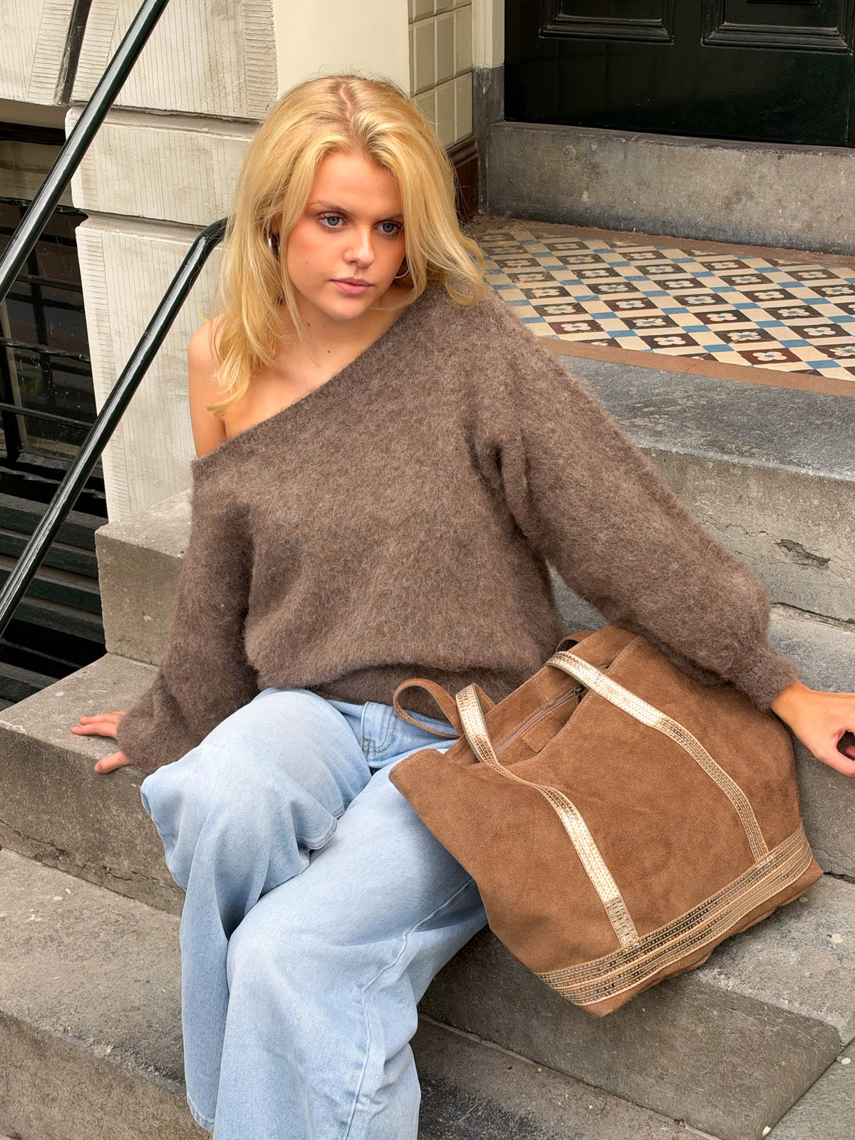 Trendige Tasche - Taupe/Gold
