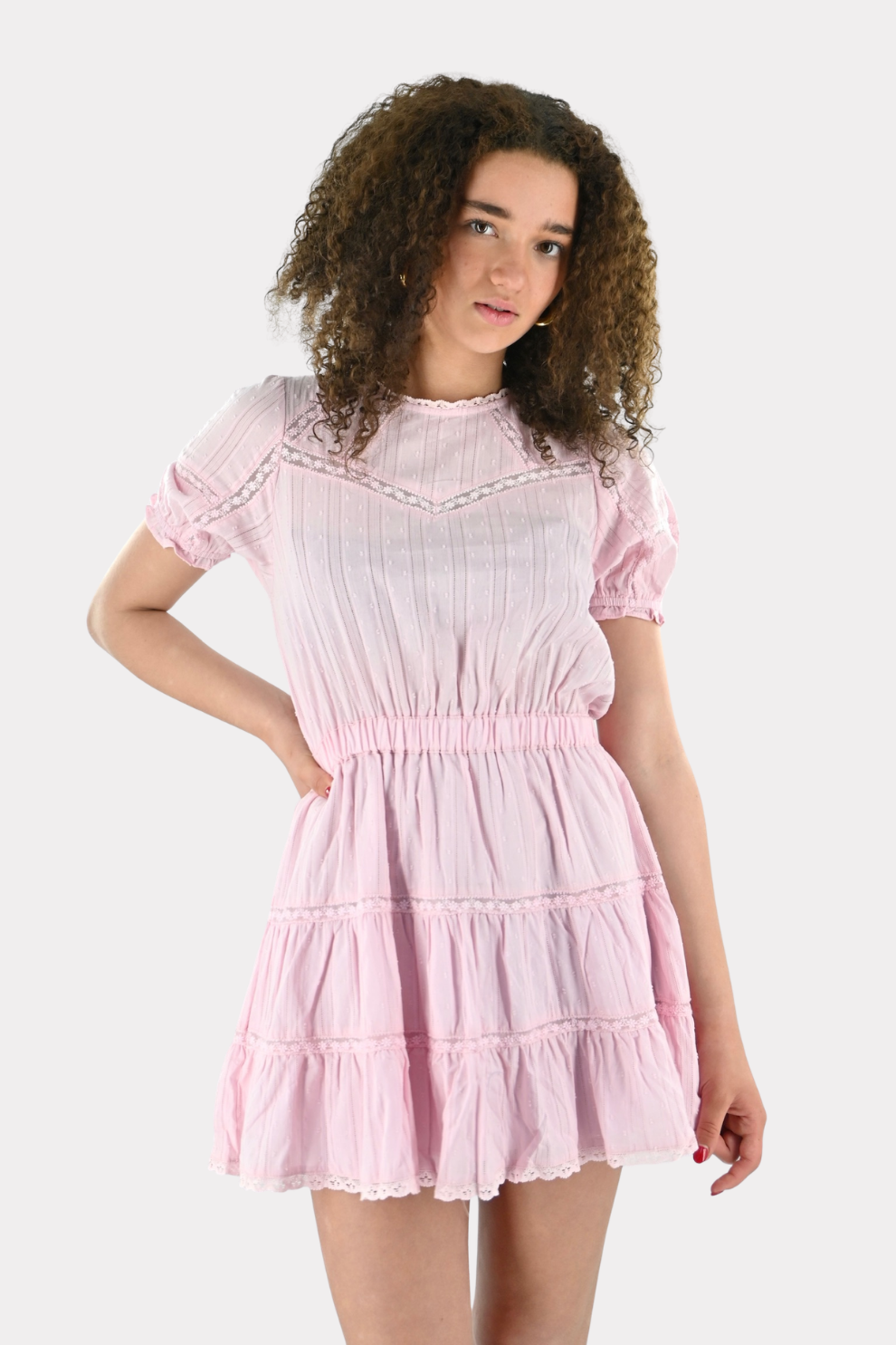 [photo_size]Gwen mesure 1,76 m et porte une taille S/M.