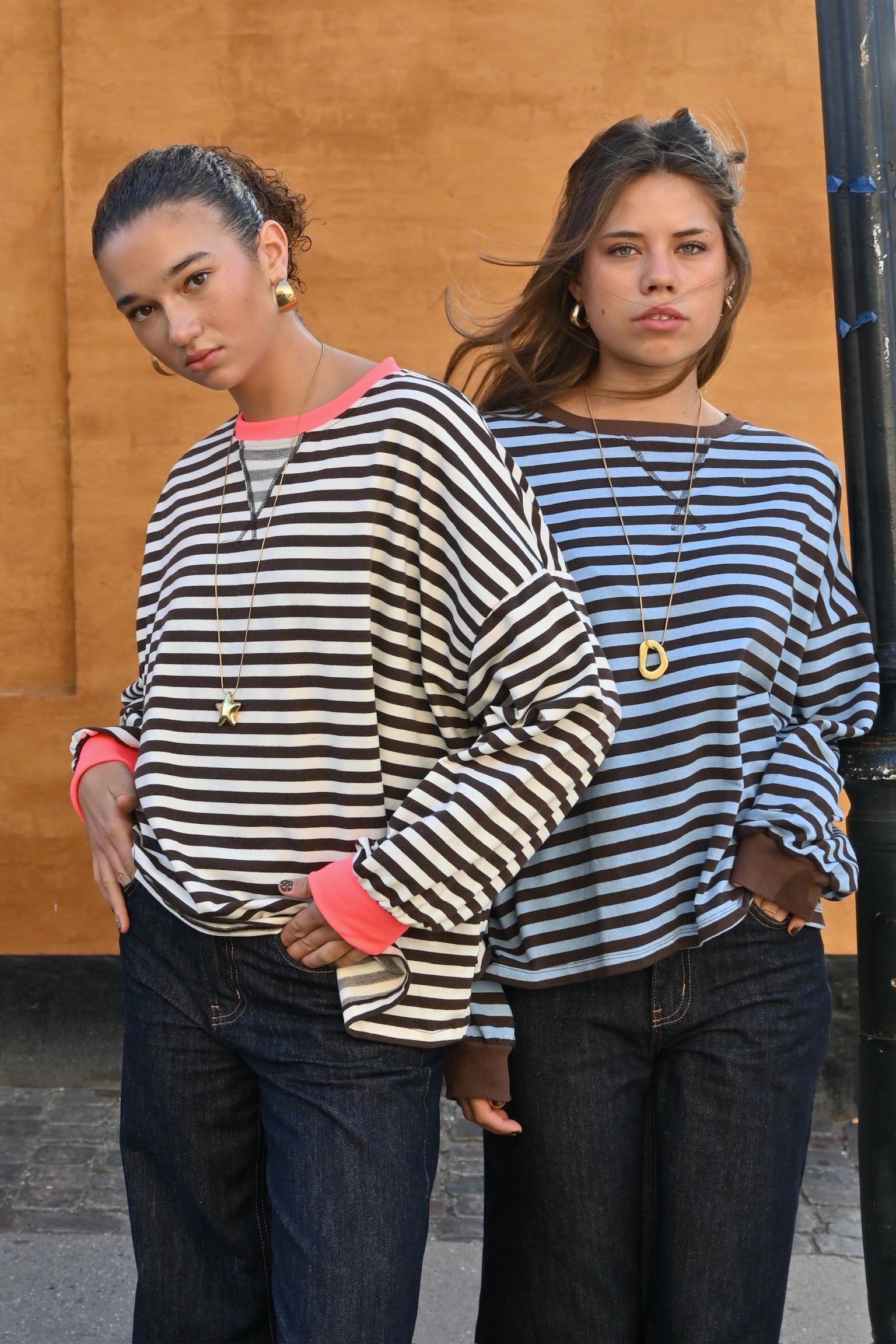 Lore-tshirt-longsleeve-striped-brown-white-fashiontiger-5