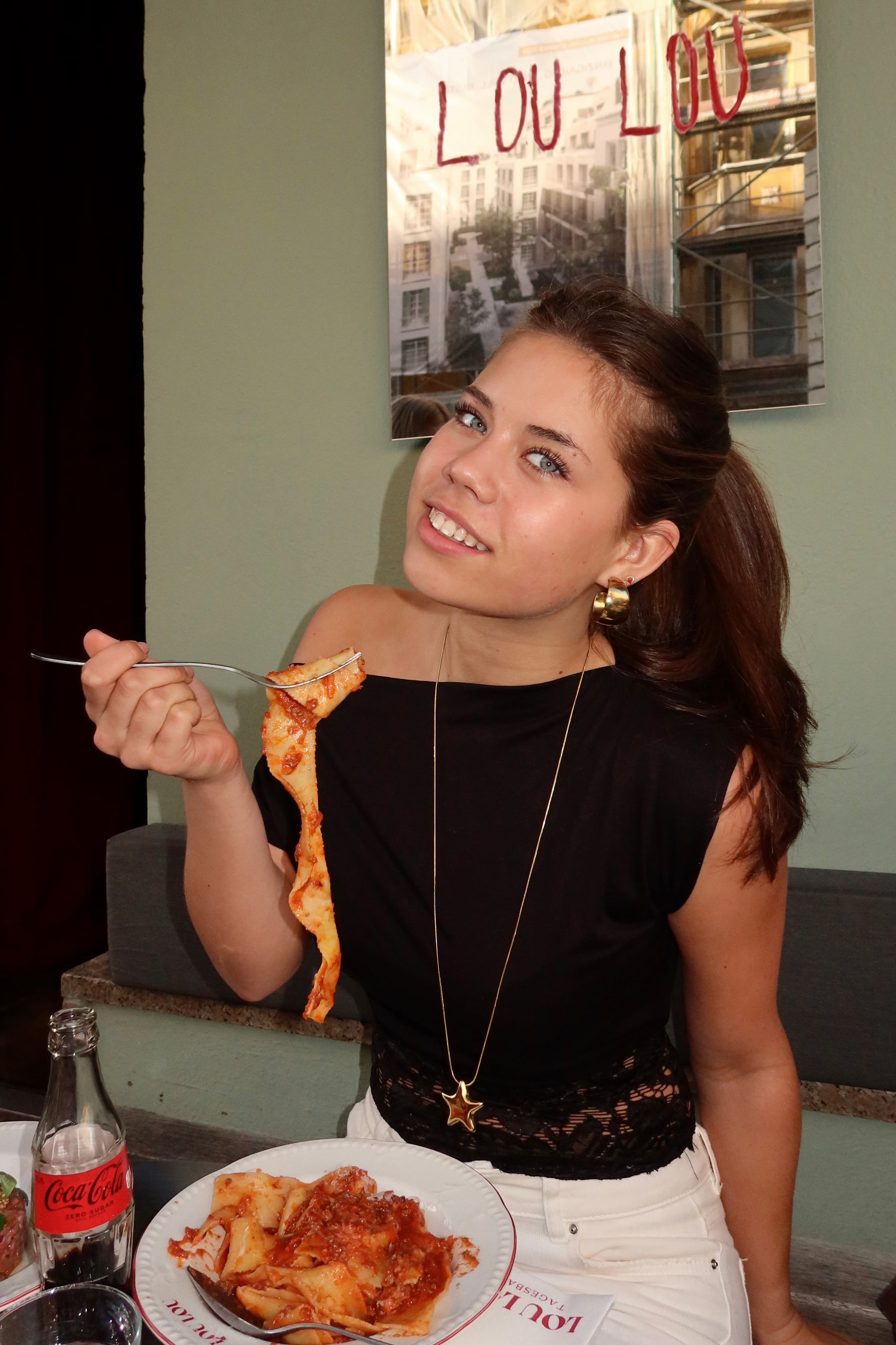 Frankie-off-shoulder-top-black-fashiontiger-2