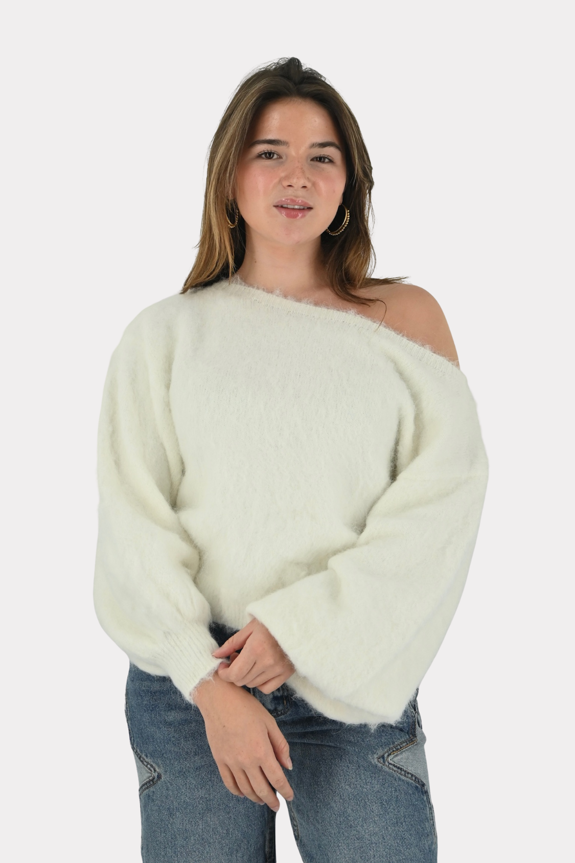 Maira-off-shoulder-knit-white-fashiontiger-1