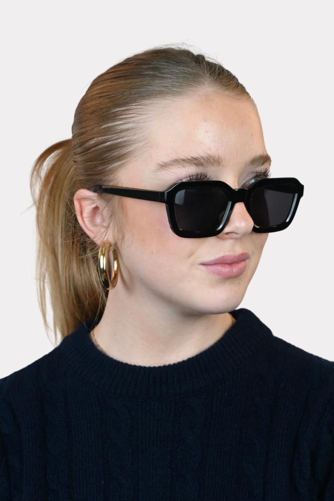 Everything_sunnies_black_fashiontiger_2