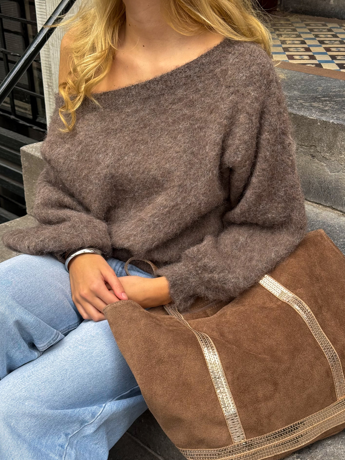 Trendige Tasche - Taupe/Gold
