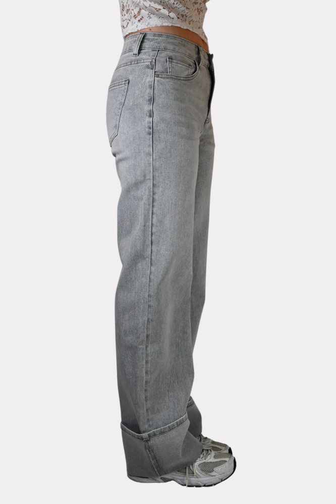 Folded_jeans_grey_fashiontiger_3