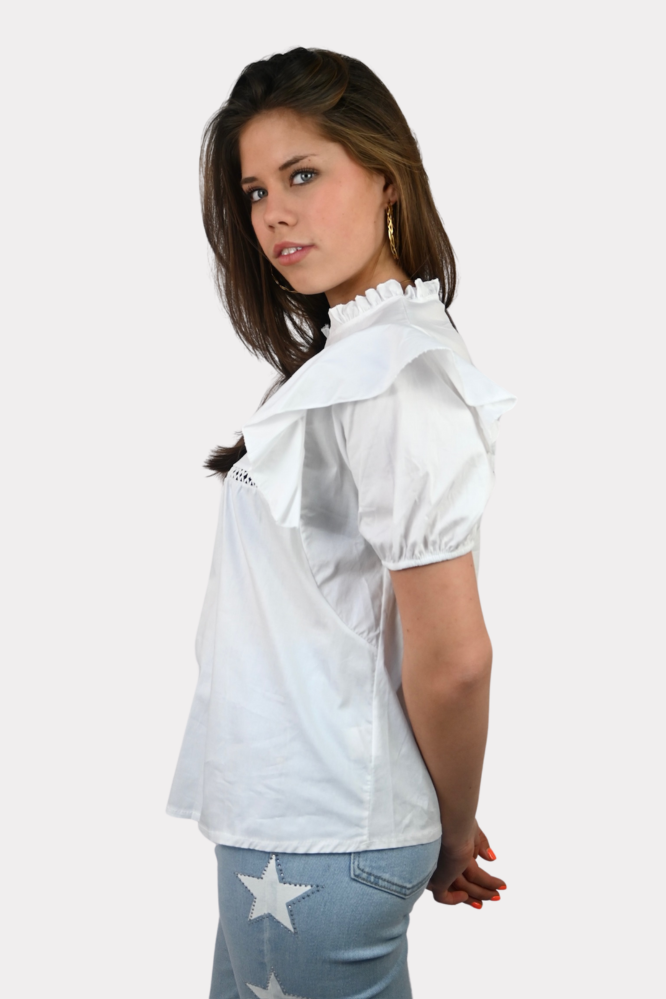 white ruffle blouse short sleeve
